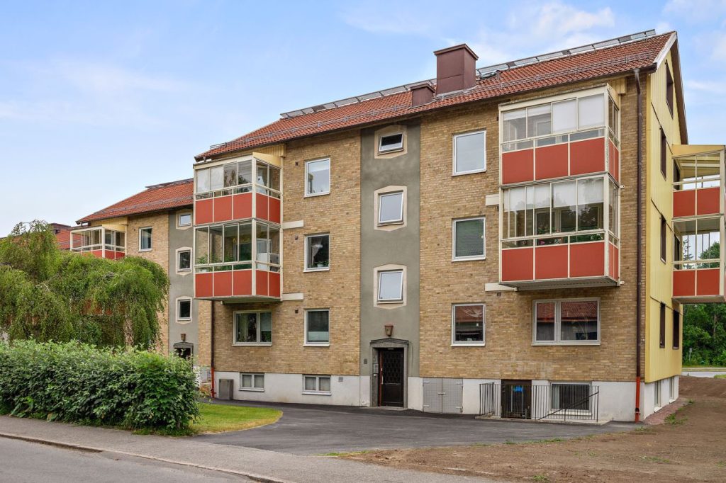 16. Renoverat Kok Ommalning Segersang Nynashamn